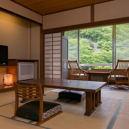 Отель Kanouya Shibukawa Экстерьер фото