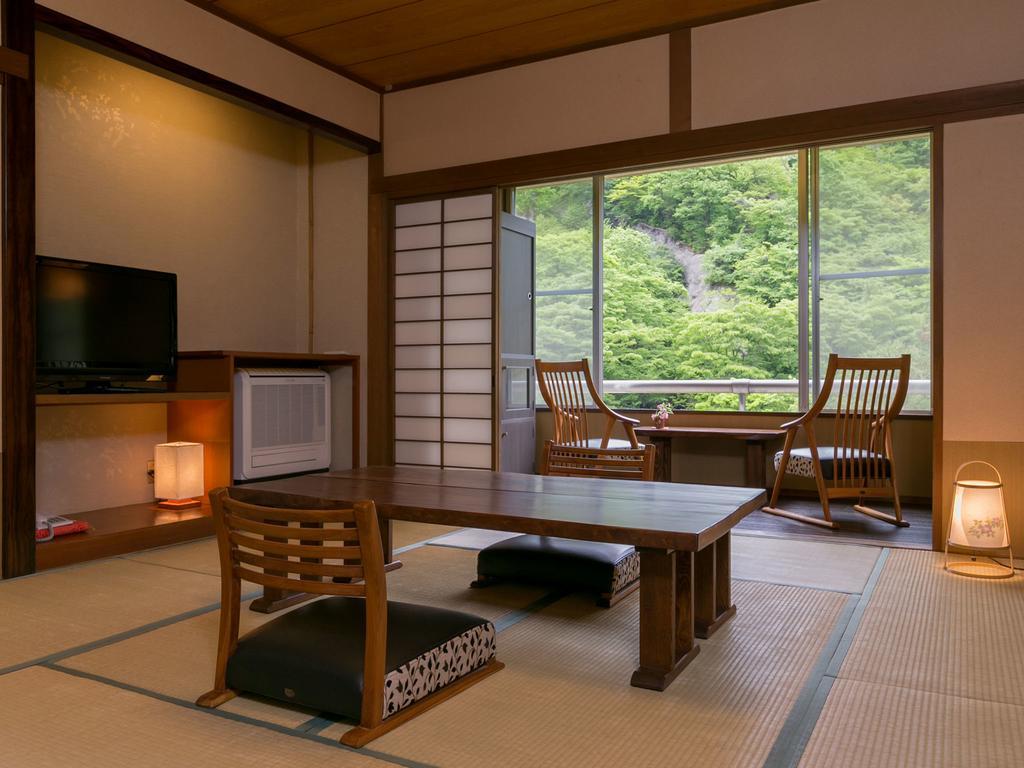 Отель Kanouya Shibukawa Экстерьер фото